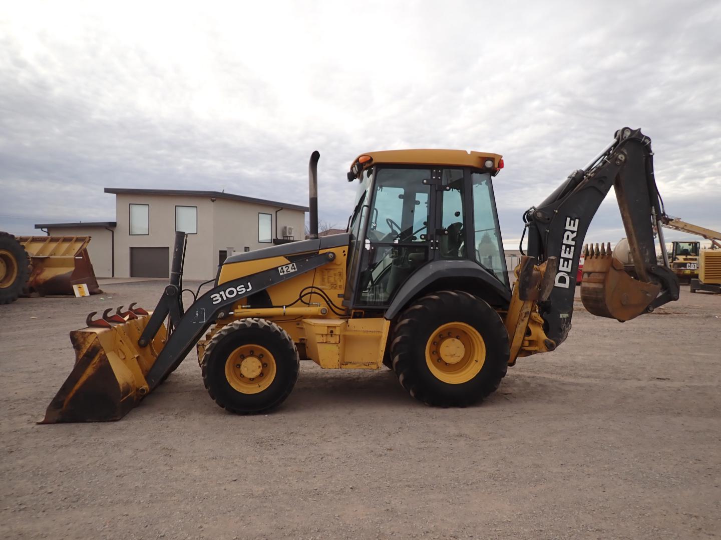 ./imagenes/INVOICE/2019/16543/RETROEXCAVADORA JOHN DEERE_310SJ (31).JPG